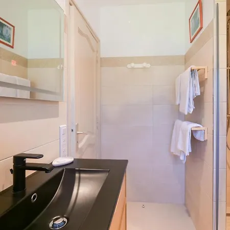 Alizee Отель типа 